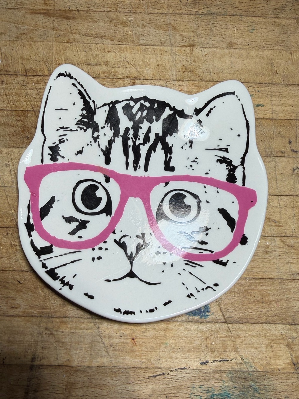 Stephanie Imports Cat with Pink Glasses Ceramic Trinket
Plate